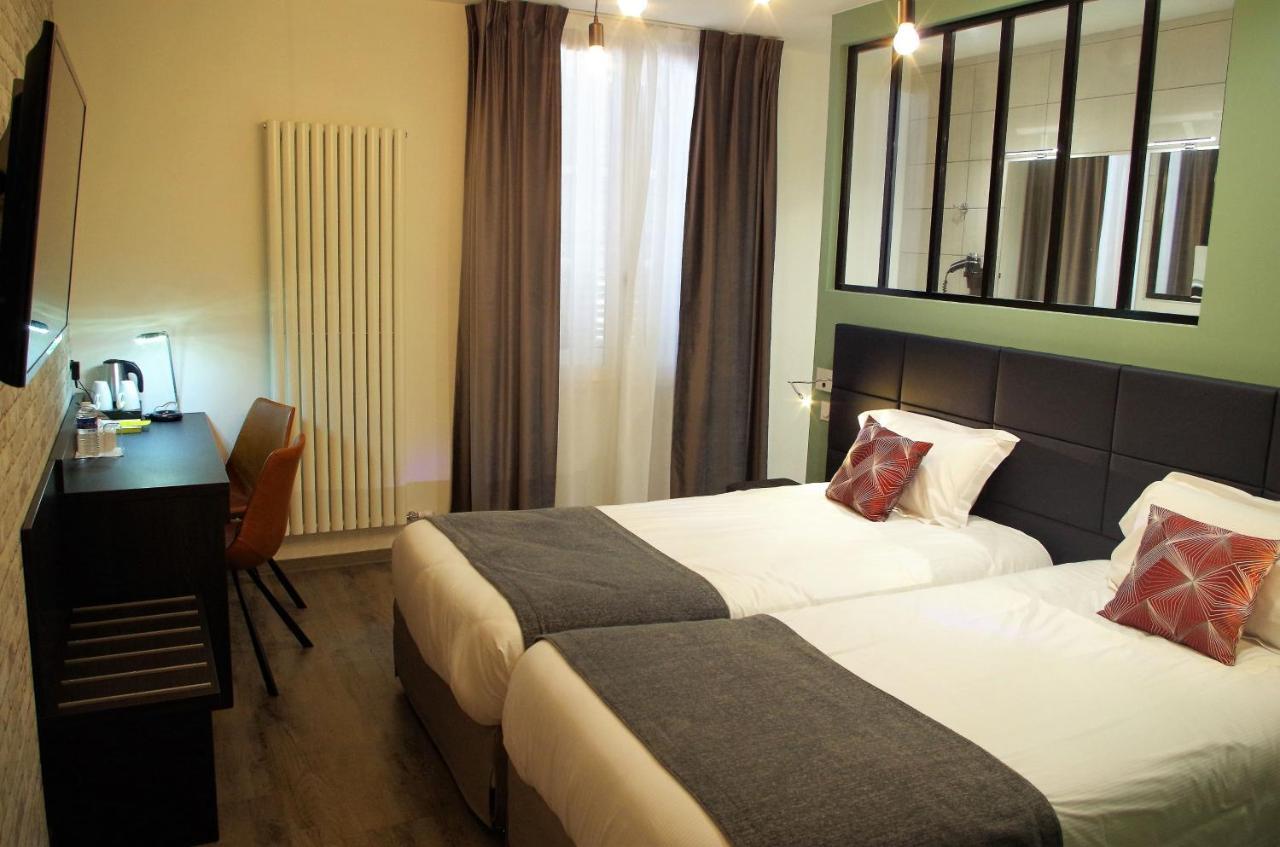 Hotel Et Appartements Les Platanes Thueyts Exterior photo