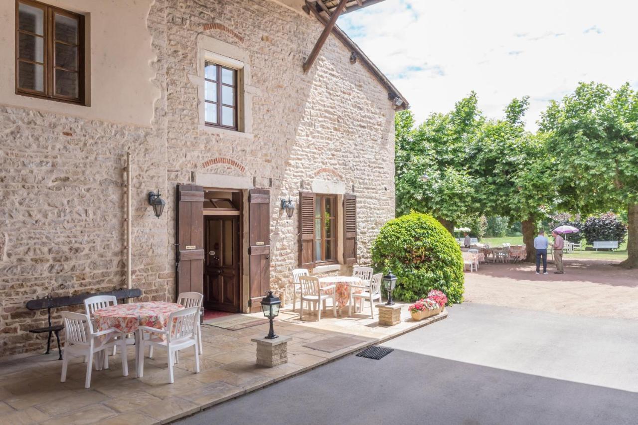 Hotel Et Appartements Les Platanes Thueyts Exterior photo