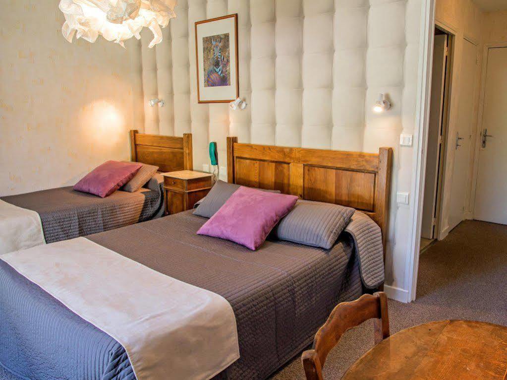 Hotel Et Appartements Les Platanes Thueyts Exterior photo